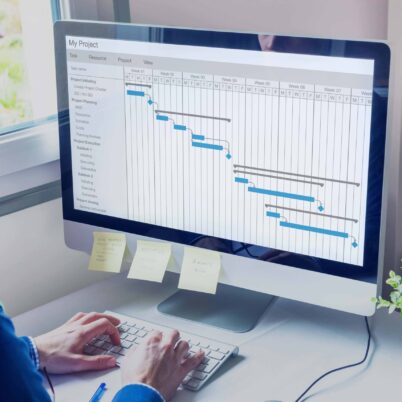 APS a ERP. Porównanie systemów do planowania produkcji